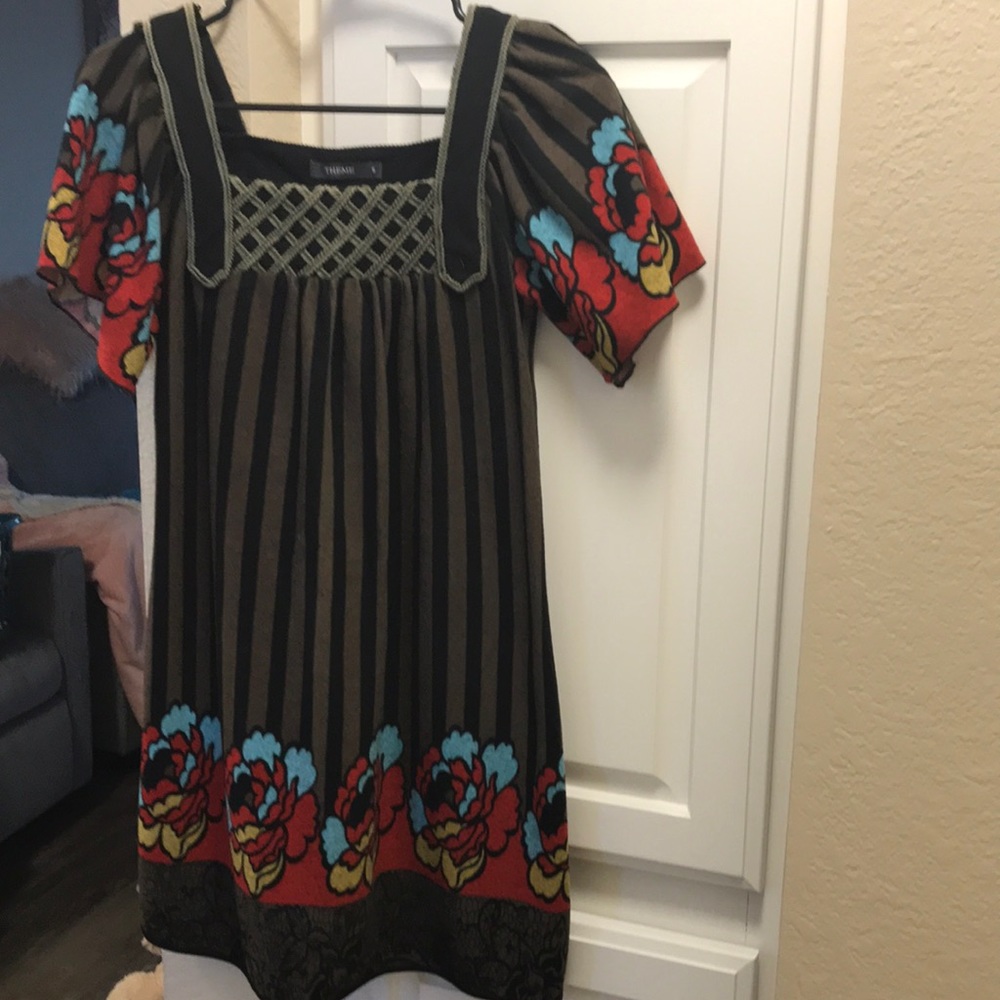 Theme striped and floral short sleeve dress